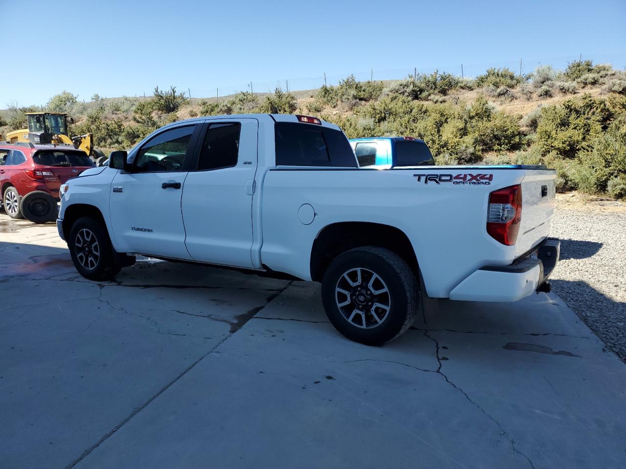 2017 Toyota Tundra Double Cab Sr/Sr5 vin: 5TFUW5F12HX648195