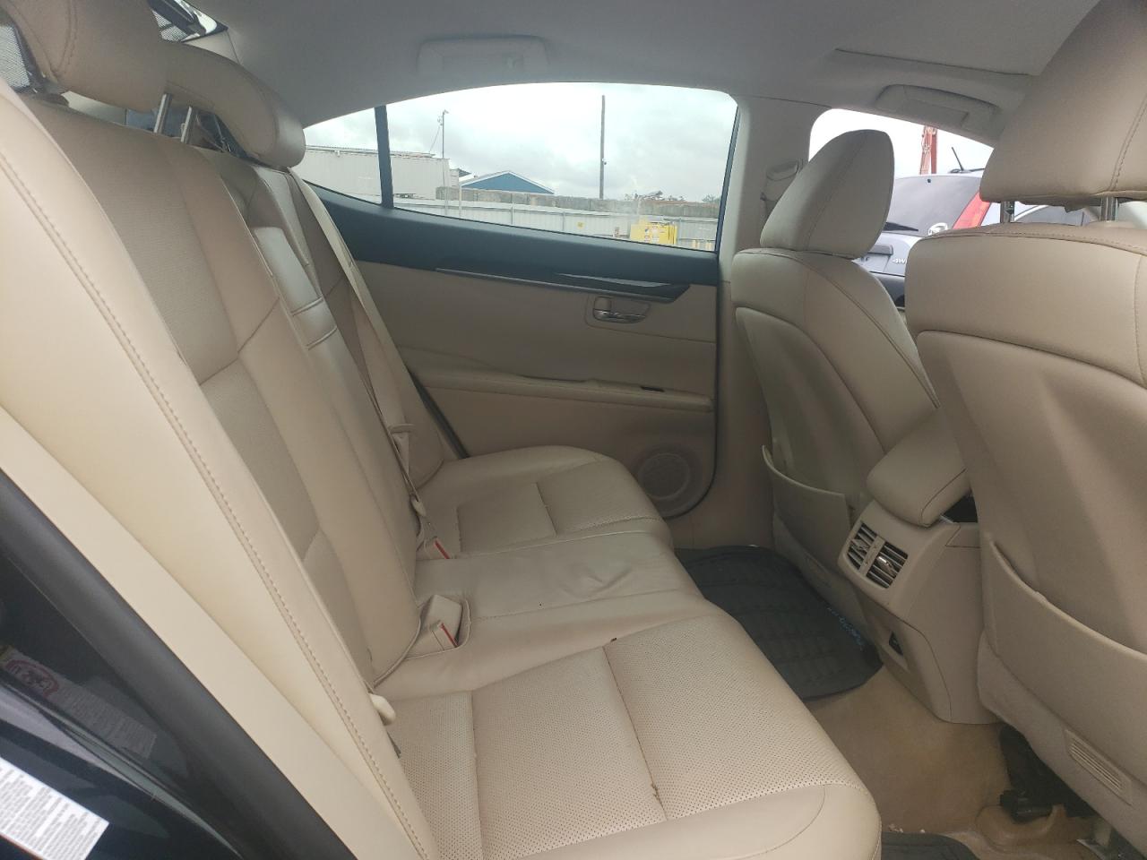 JTHBK1GG8F2155239 2015 Lexus Es 350