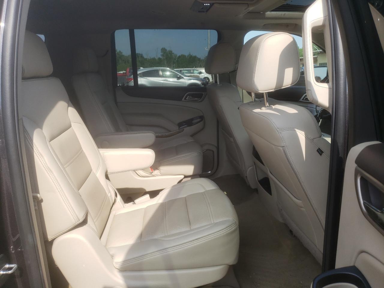 1GKS2HKJ4HR343994 2017 GMC Yukon Xl Denali