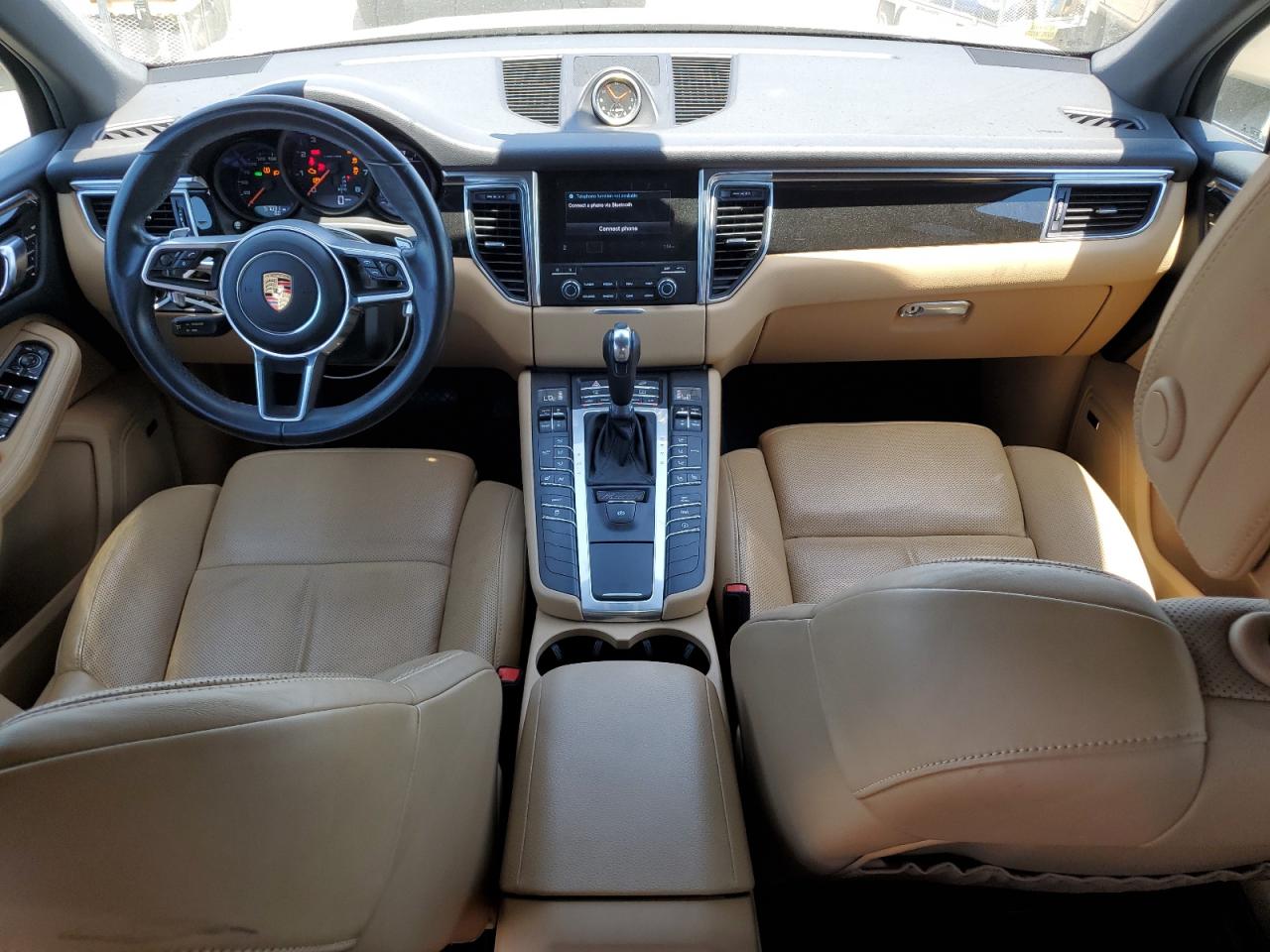 WP1AA2A50JLB19284 2018 Porsche Macan