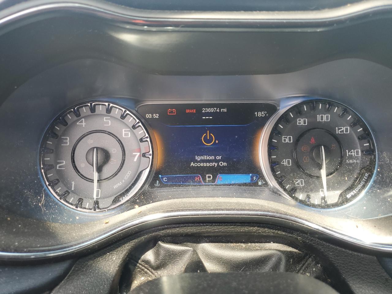 1C3CCCBG5FN572584 2015 Chrysler 200 S