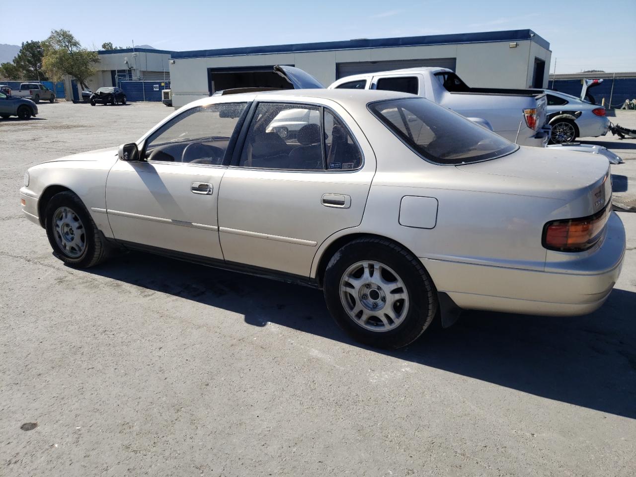 4T1VK13E0PU108971 1993 Toyota Camry Xle