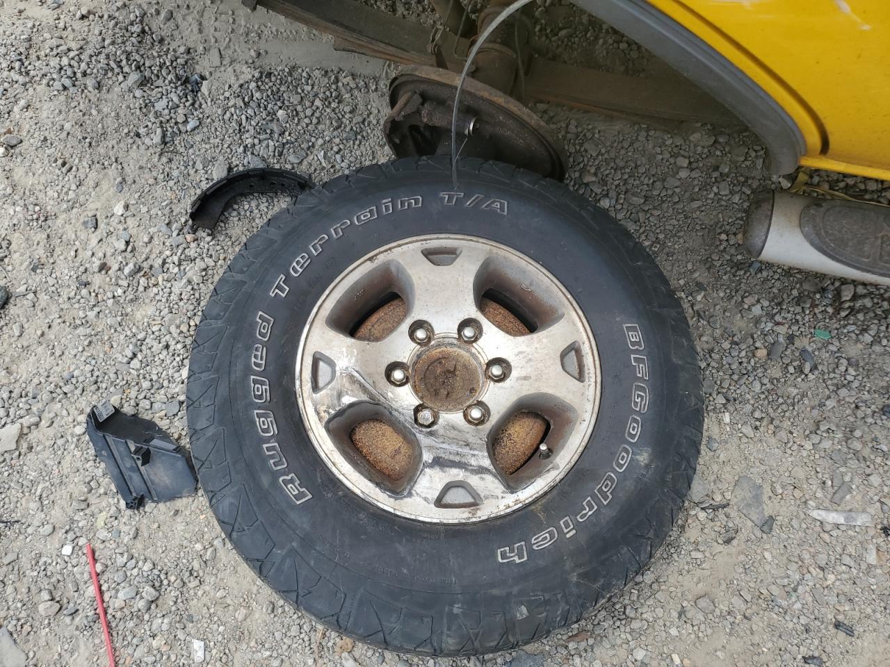 5N1ED28Y7YC525417 2000 Nissan Xterra Xe