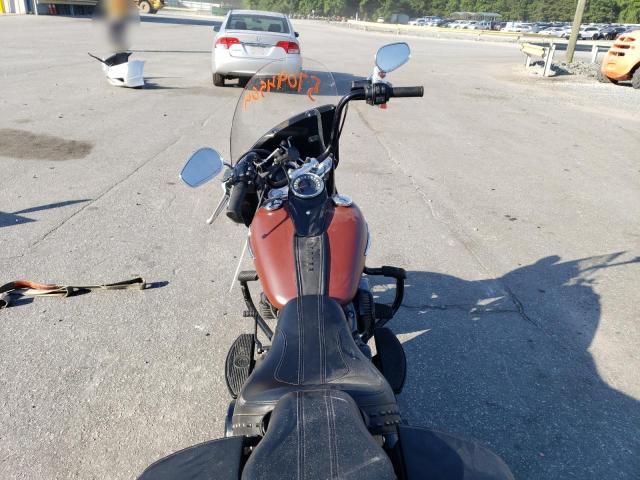 2018 HARLEY-DAVIDSON FLHCS HERI - 1HD1YBK19JC017389