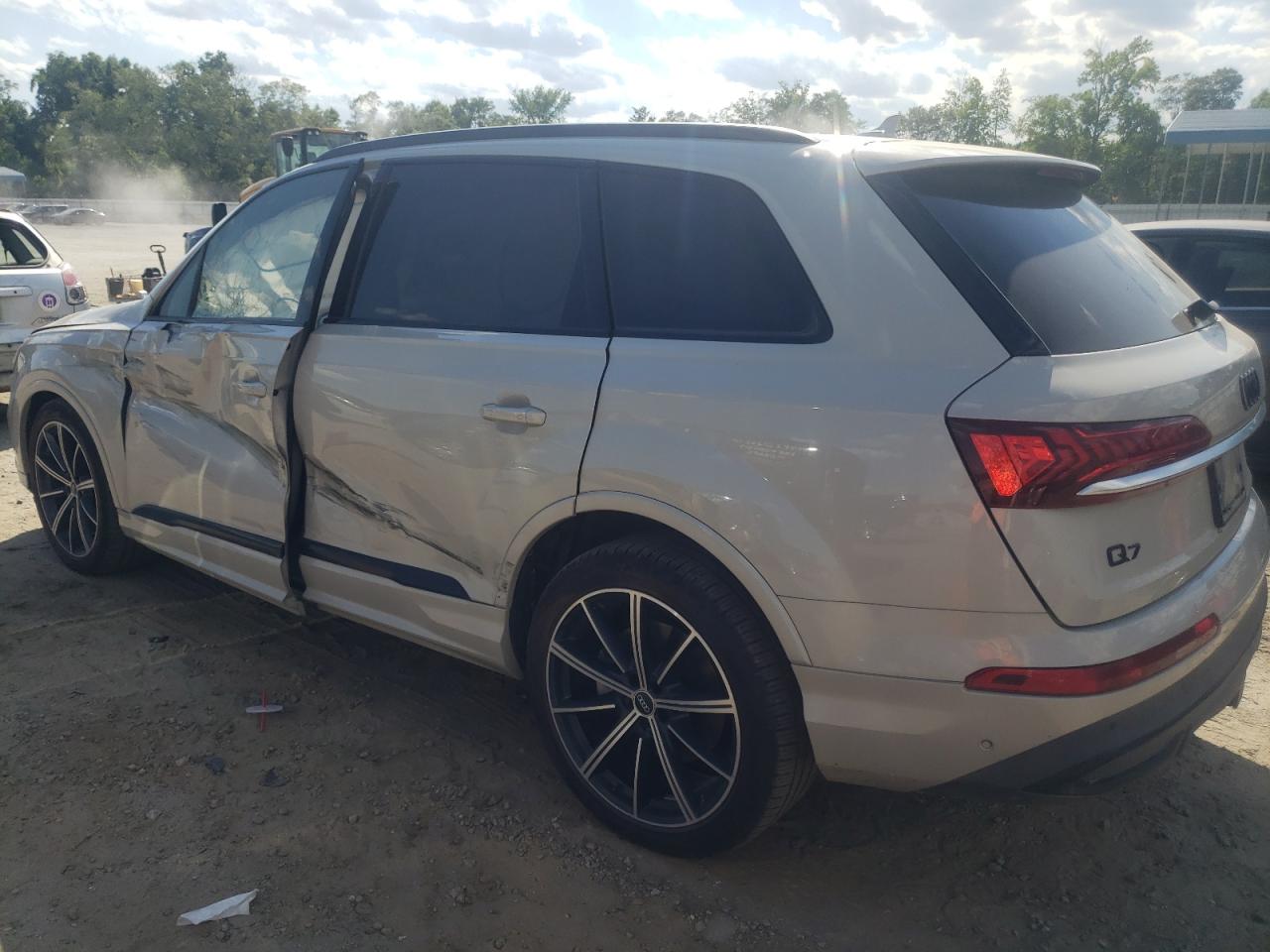 WA1VXAF78MD030853 2021 Audi Q7 Prestige