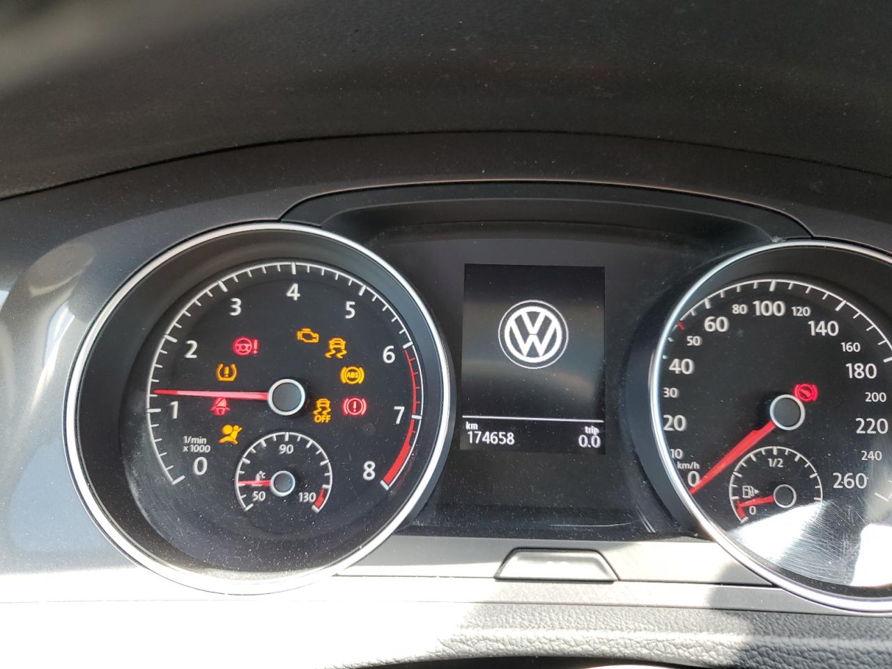 3VWH17AU3HM528633 2017 Volkswagen Golf Alltrack S