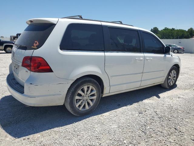 2C4RVABG2DR725023 2013 Volkswagen Routan Se