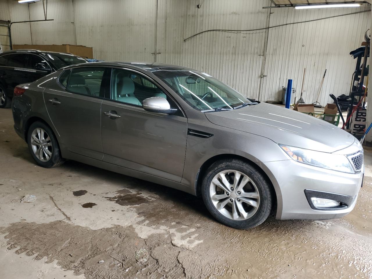 2012 Kia Optima Ex vin: 5XXGN4A68CG018355