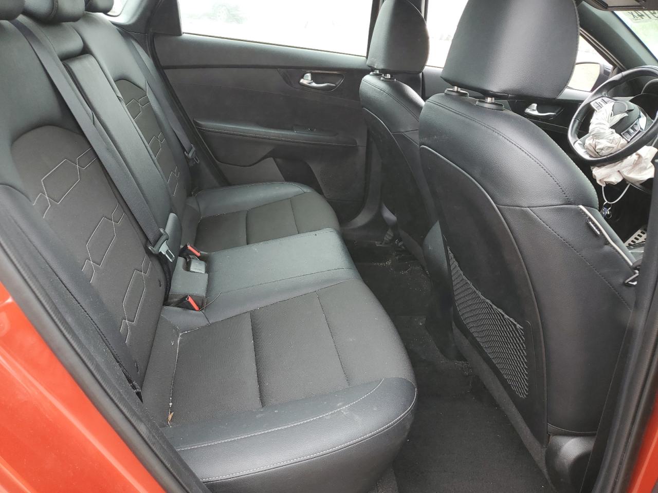 3KPF34AD9ME319565 2021 Kia Forte Gt Line