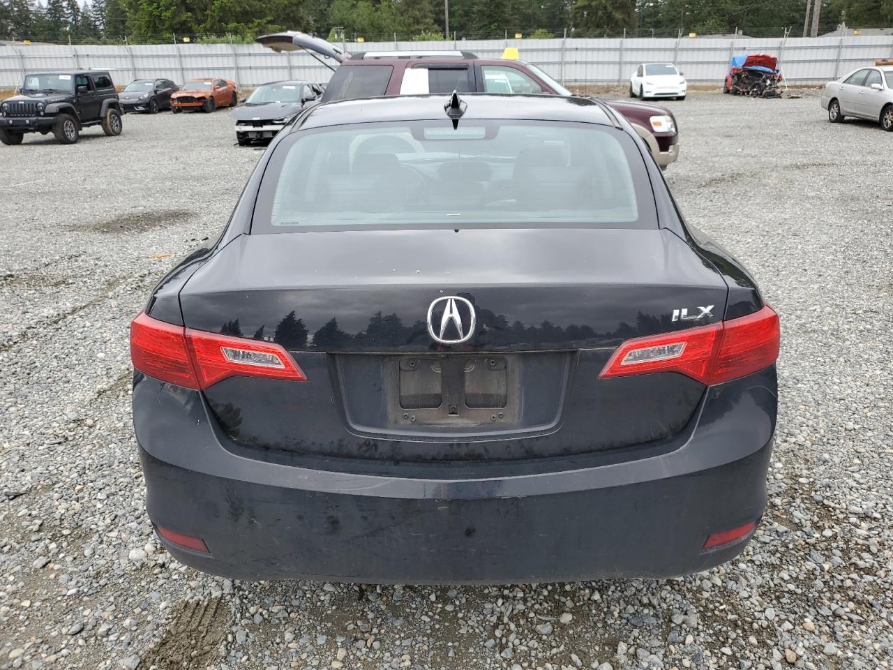 19VDE1F7XDE003880 2013 Acura Ilx 20 Tech