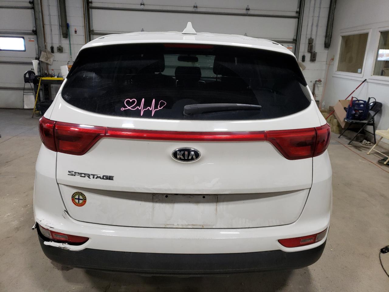 KNDPMCAC6H7274058 2017 Kia Sportage Lx