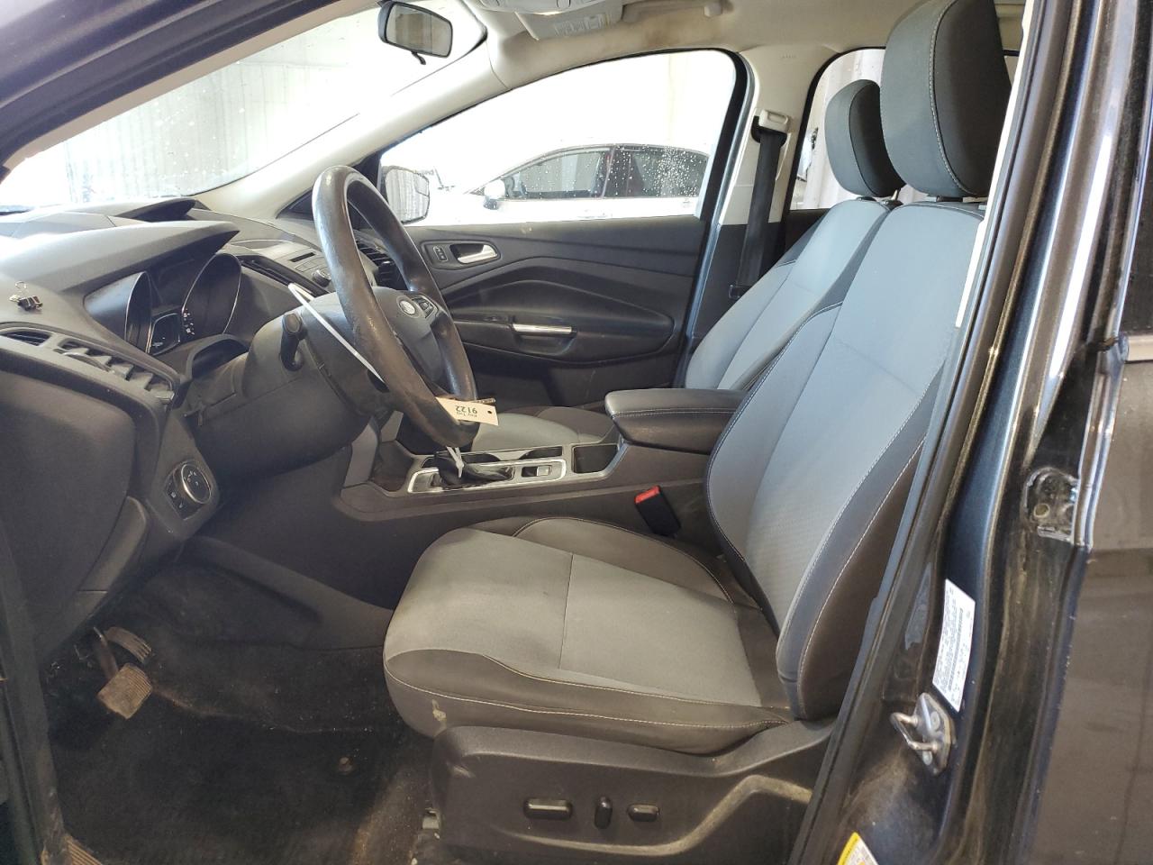 1FMCU9GD4JUD13105 2018 Ford Escape Se