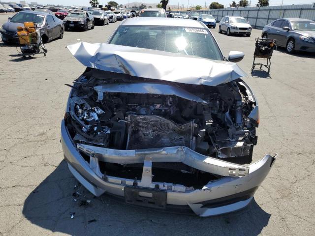 2HGFC2F5XJH557285 2018 Honda Civic Lx