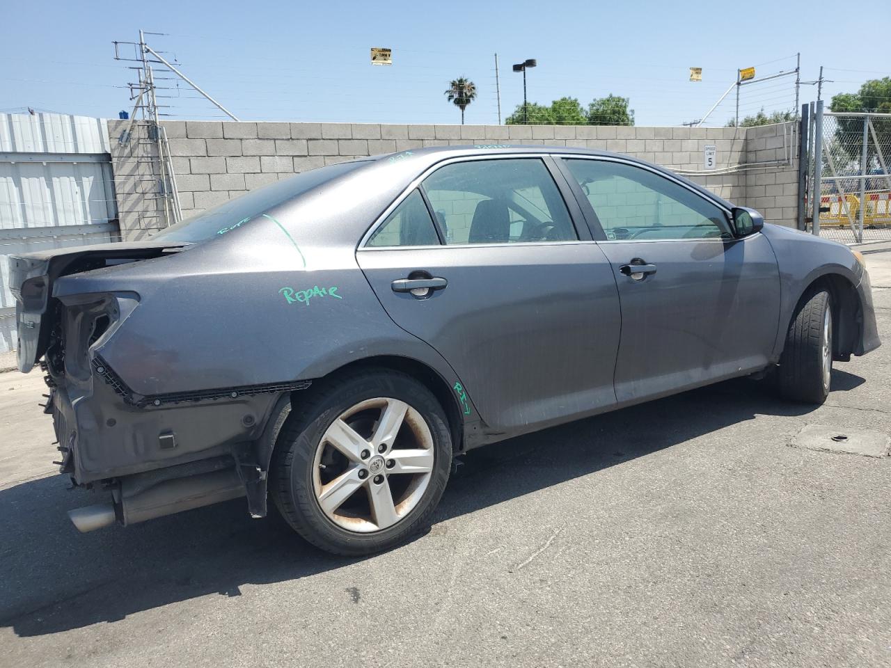 2013 Toyota Camry L vin: 4T1BF1FKXDU298492