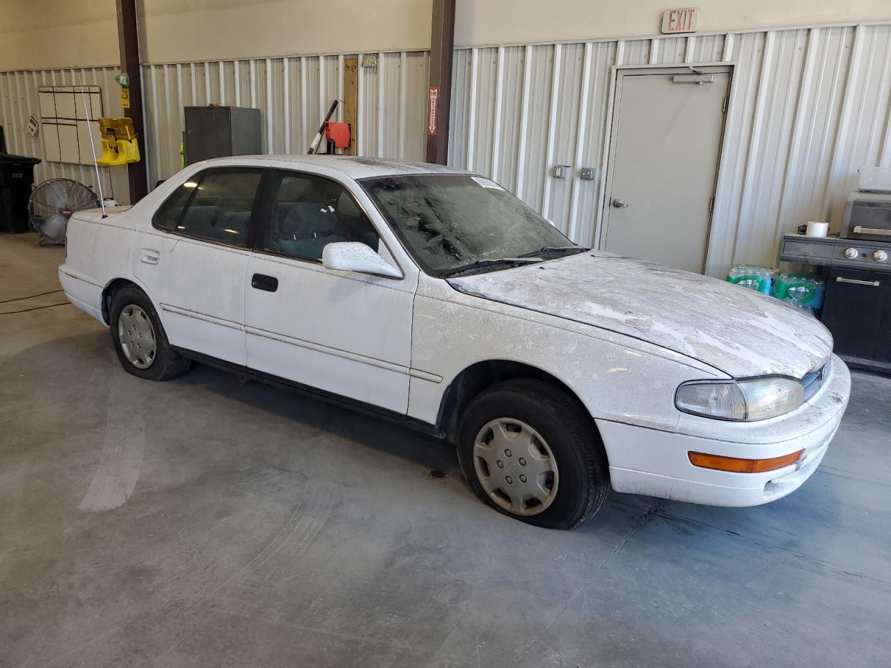 4T1SK12E2NU038021 1992 Toyota Camry Le