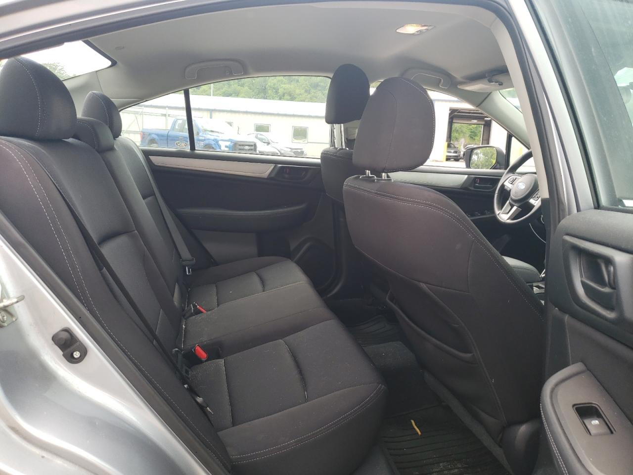 4S3BNAA69F3042158 2015 Subaru Legacy 2.5I