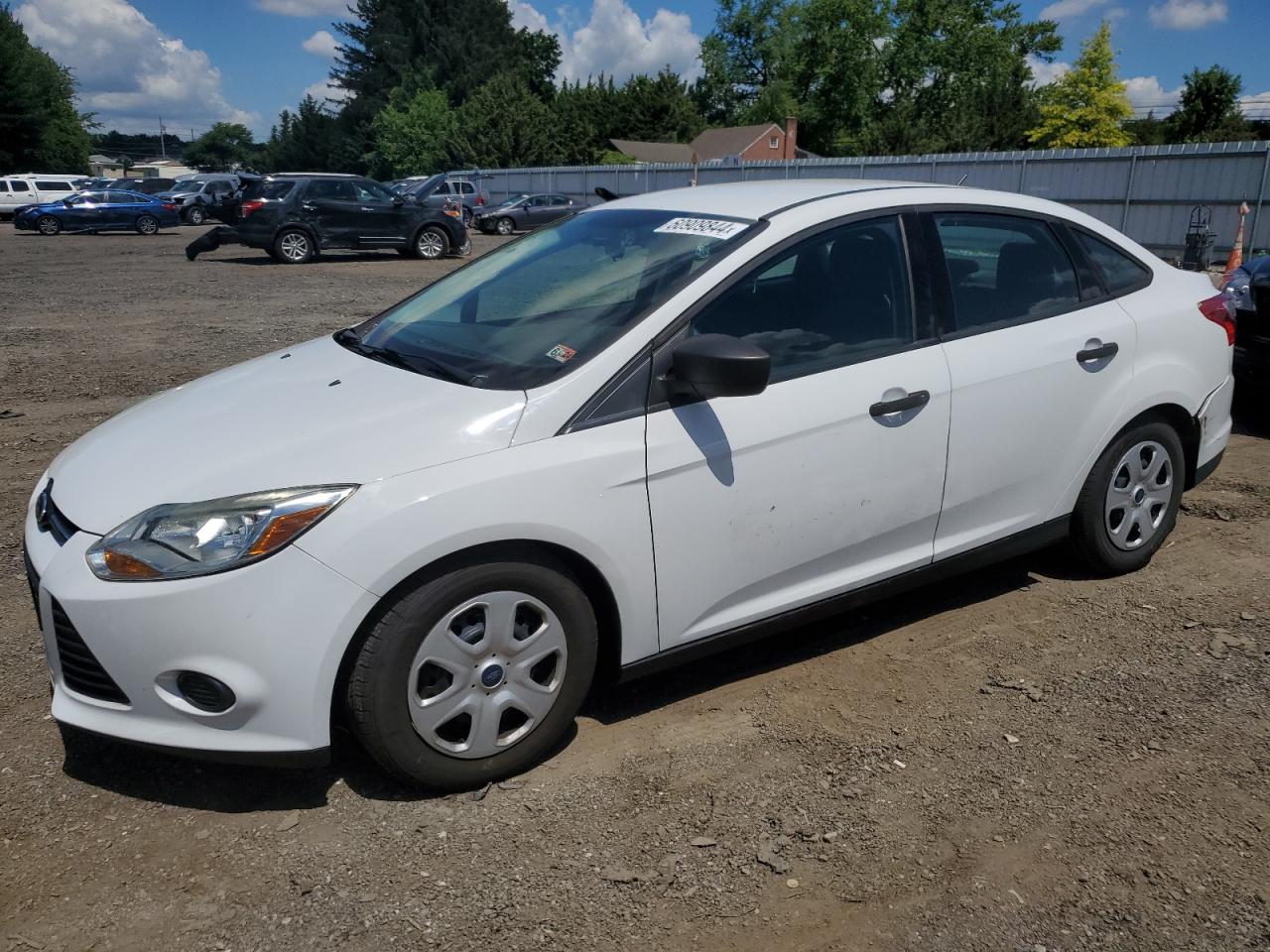 2014 Ford Focus S vin: 1FADP3E2XEL383028