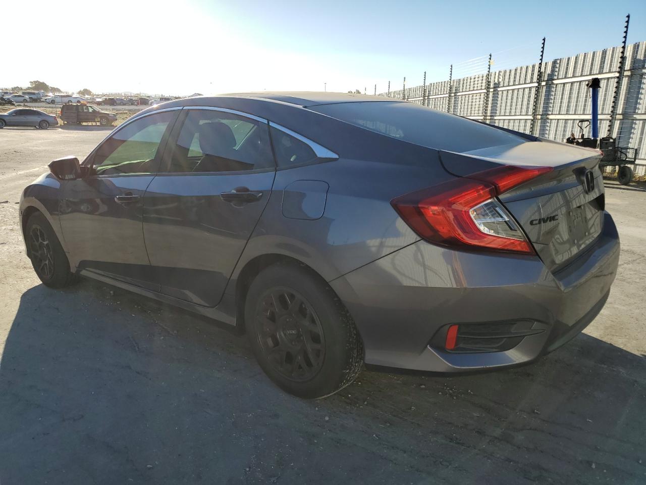 2018 Honda Civic Lx vin: 2HGFC2F57JH520579