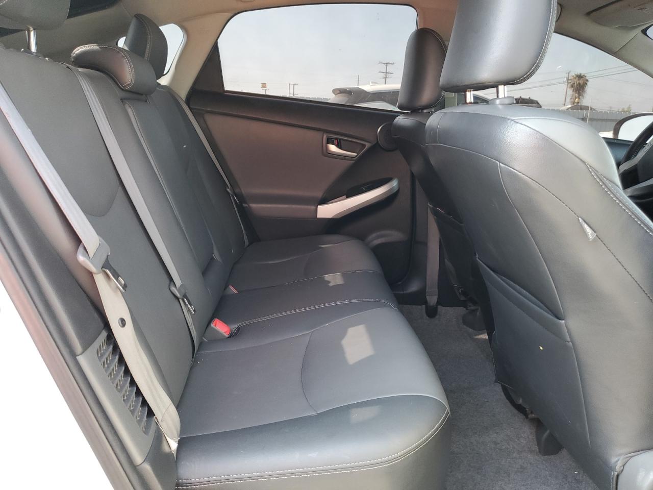 JTDKN3DU9E1779263 2014 Toyota Prius