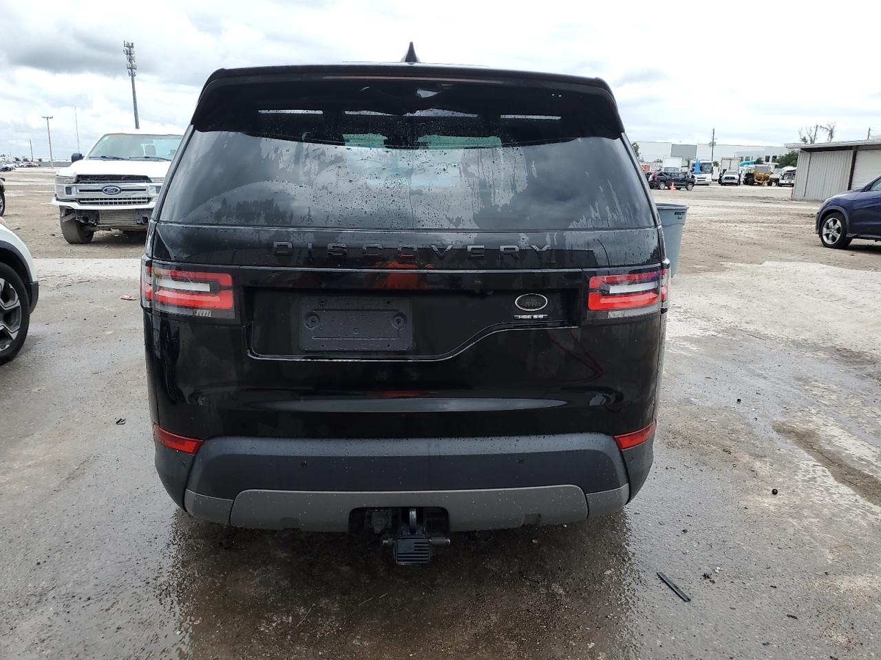 SALRHBBV4HA038043 2017 Land Rover Discovery Hse Luxury