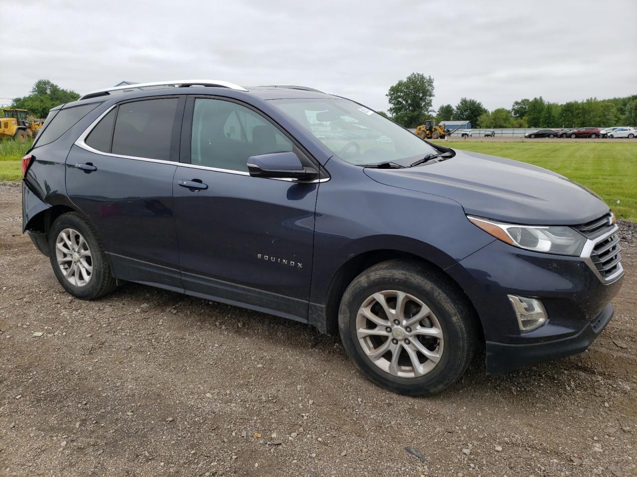 3GNAXJEV3JS607635 2018 Chevrolet Equinox Lt