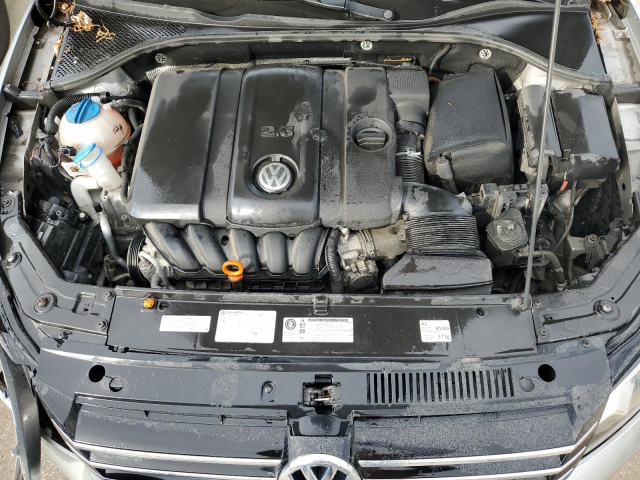 1VWBP7A36DC011222 2013 Volkswagen Passat Se