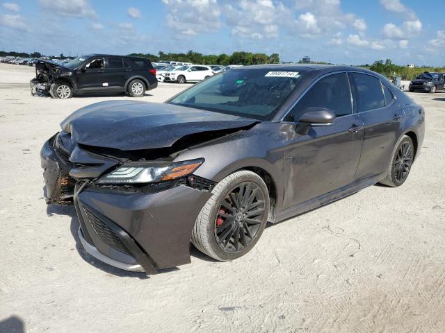 2022 Toyota Camry, Xse