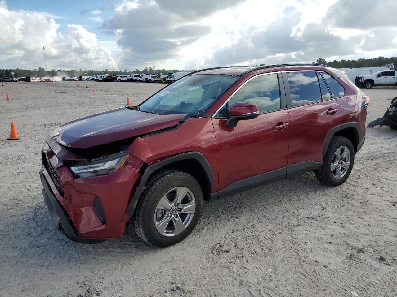 2022 Toyota Rav4 Xle vin: 2T3W1RFV1NW231281