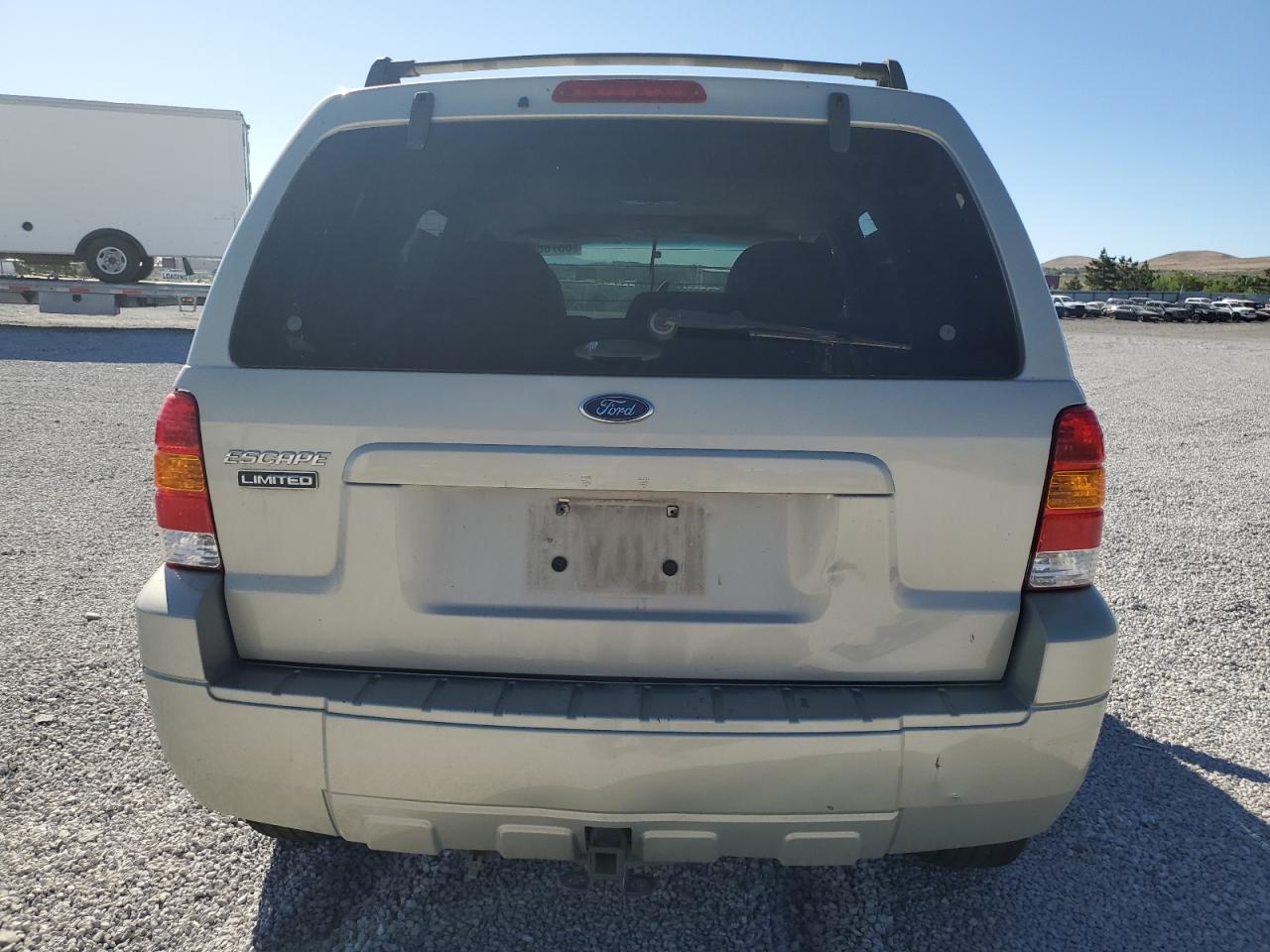 1FMYU941X5KA15353 2005 Ford Escape Limited