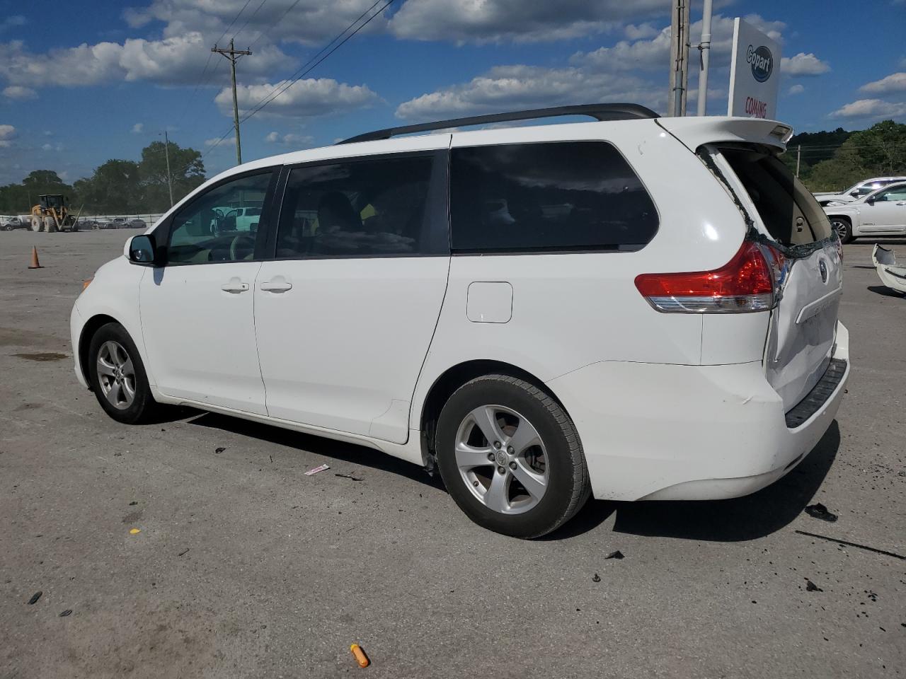 5TDKK3DC2ES424616 2014 Toyota Sienna Le