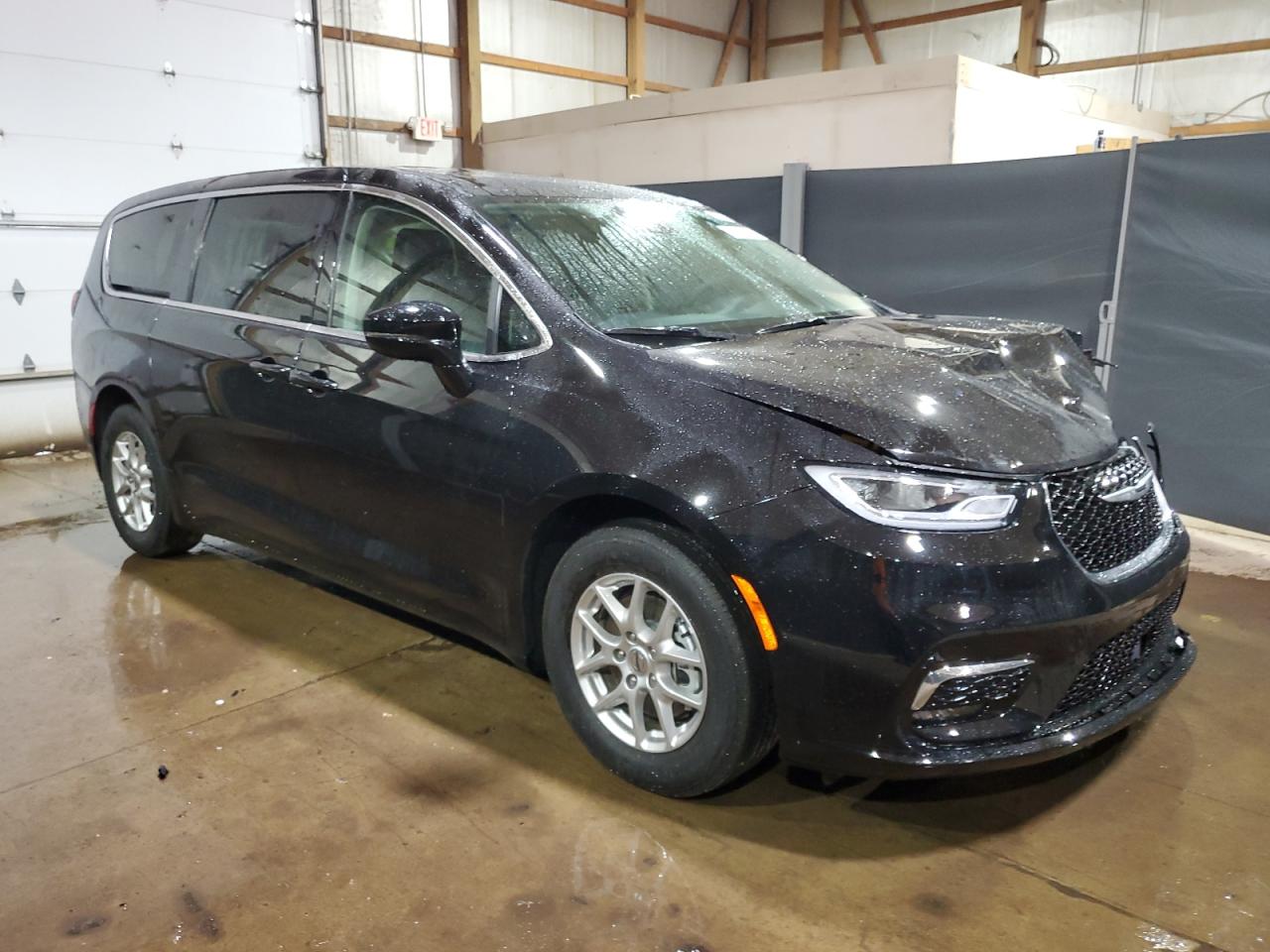 2024 Chrysler Pacifica Touring L vin: 2C4RC1BG1RR151365