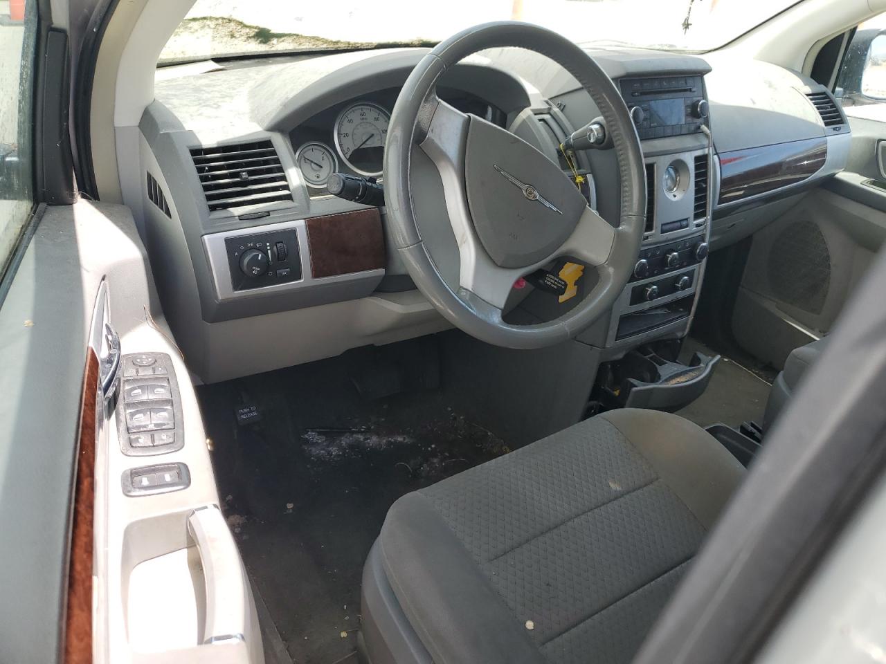 2A4RR5D16AR324164 2010 Chrysler Town & Country Touring