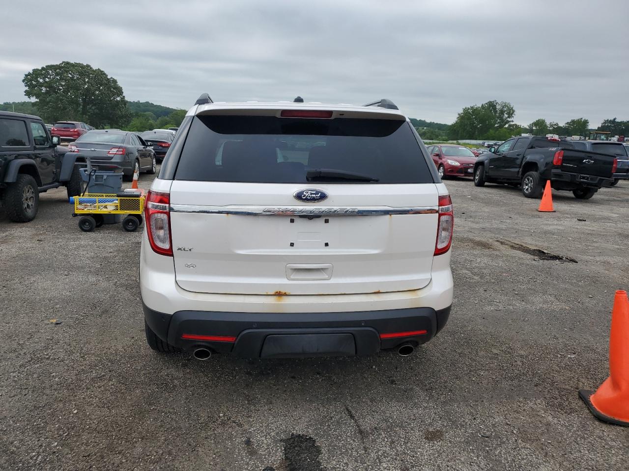 1FMHK7D80BGA86776 2011 Ford Explorer Xlt
