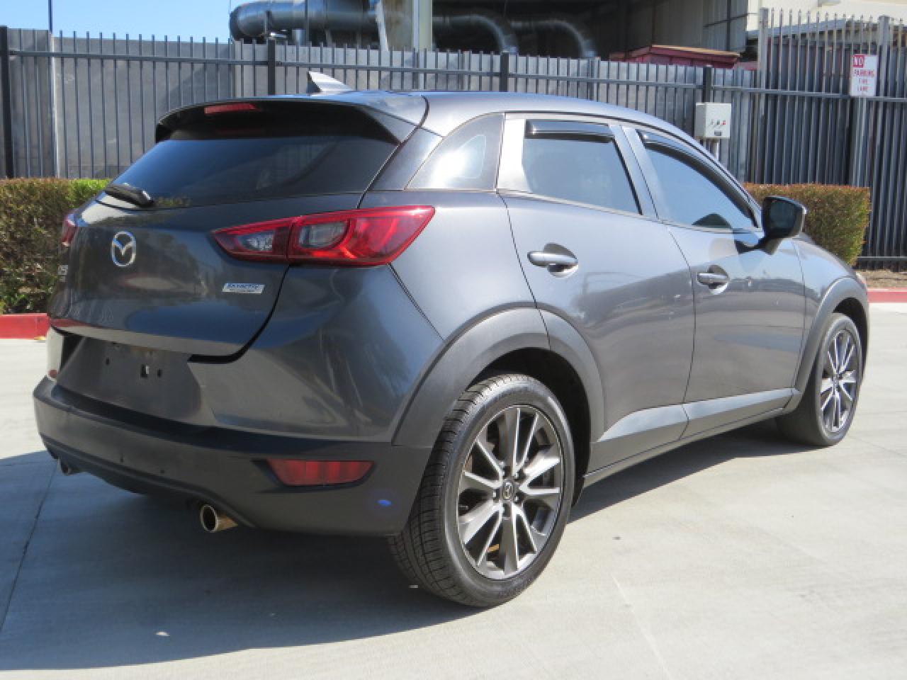 2017 Mazda Cx-3 Touring vin: JM1DKFC74H0175077