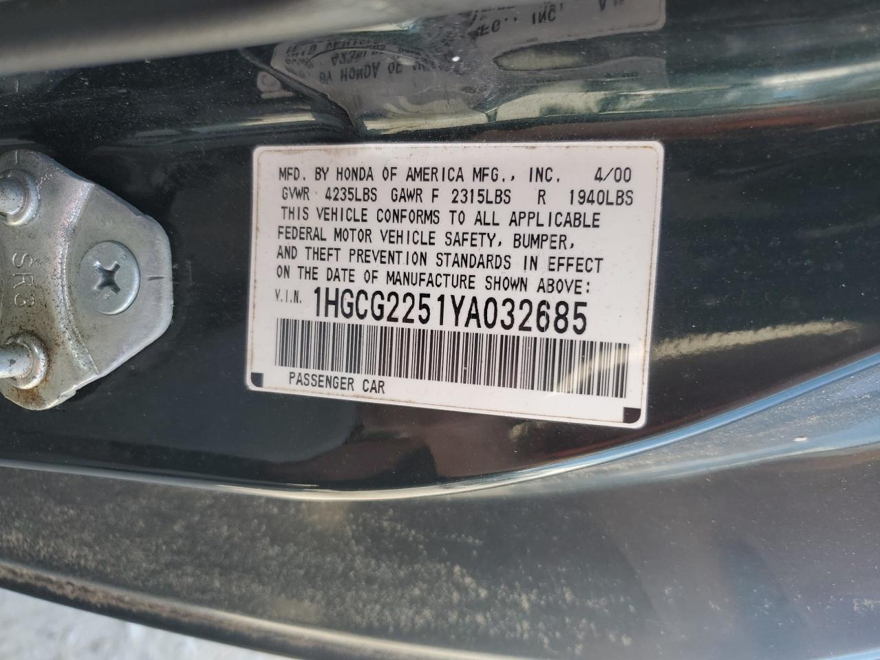 1HGCG2251YA032685 2000 Honda Accord Ex