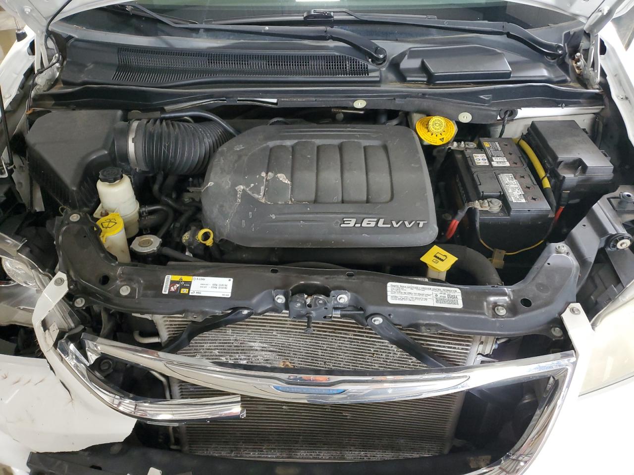 2C4RC1BG5ER325688 2014 Chrysler Town & Country Touring