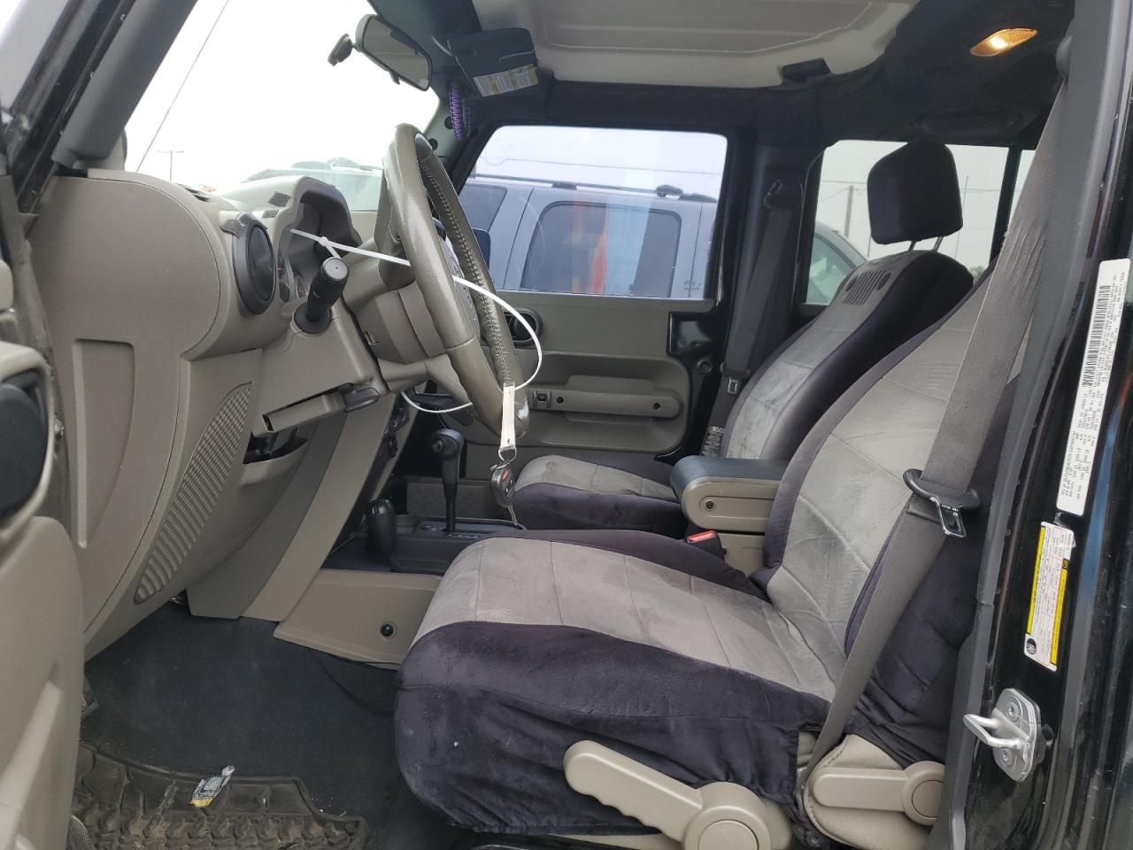 1J4GA591X7L194639 2007 Jeep Wrangler Sahara