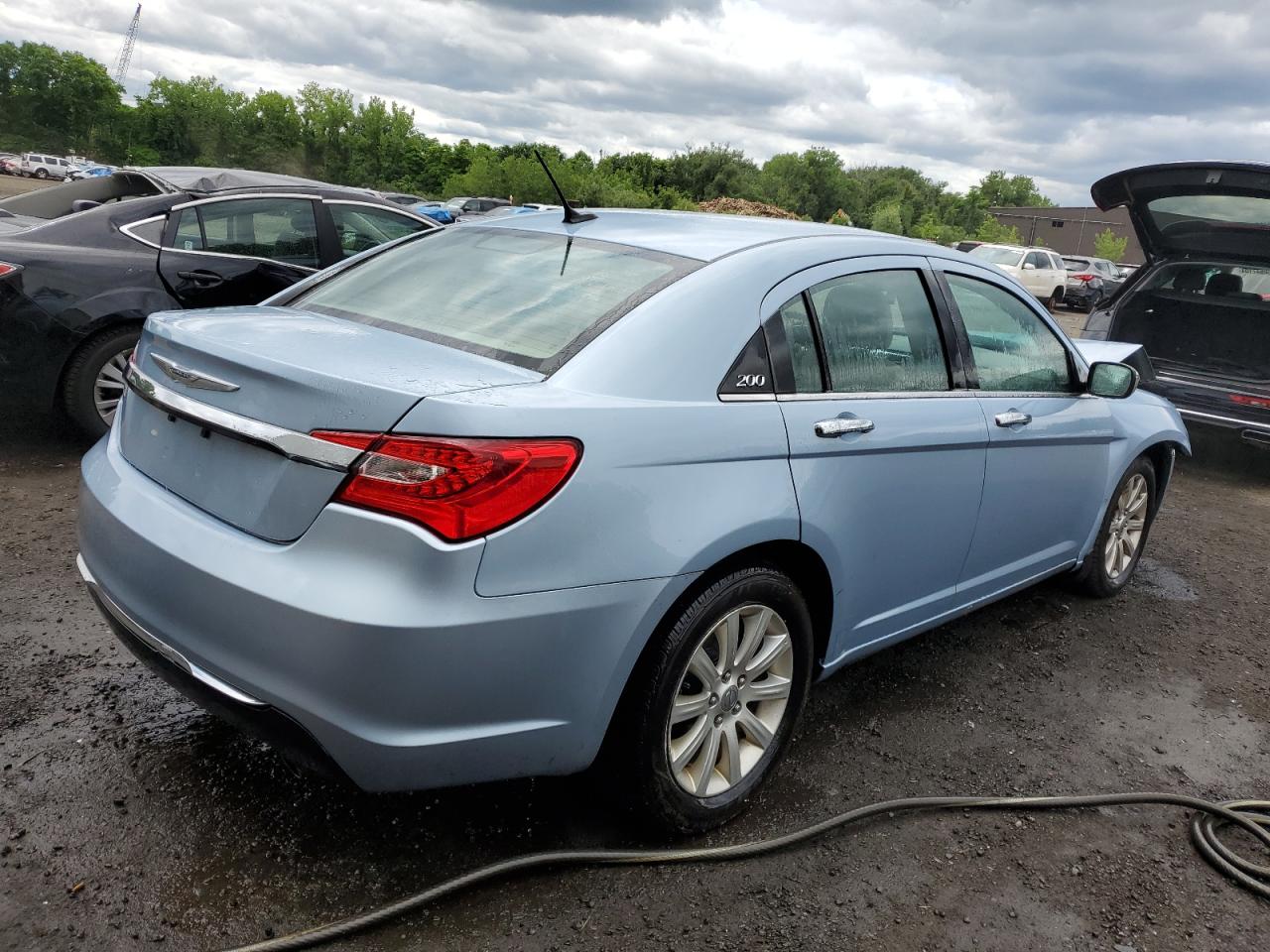 2014 Chrysler 200 Limited vin: 1C3CCBCGXEN135557