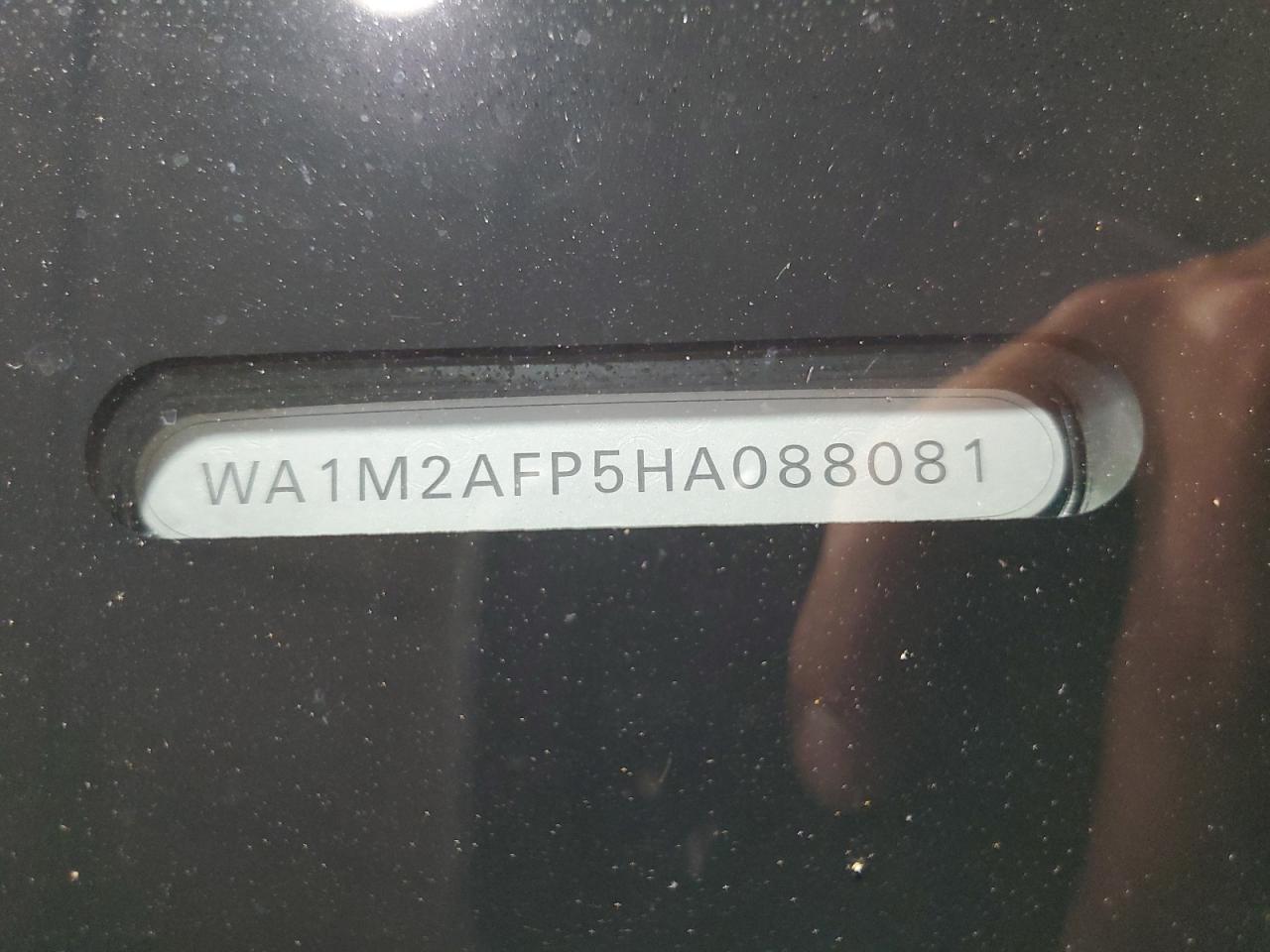 WA1M2AFP5HA088081 2017 Audi Q5 Premium Plus