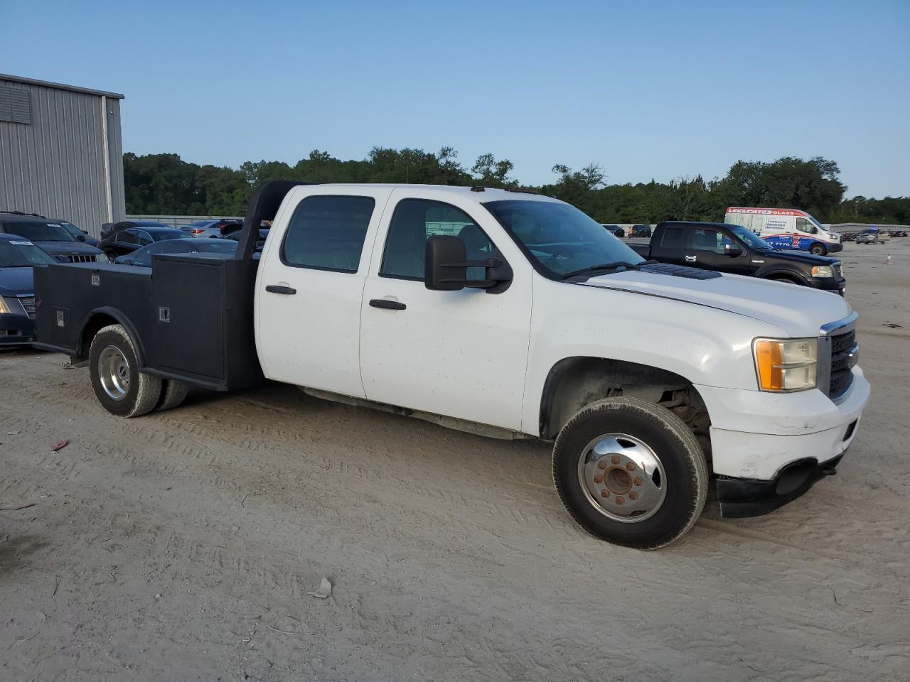 1GD412CL3BF157808 2011 GMC Sierra C3500