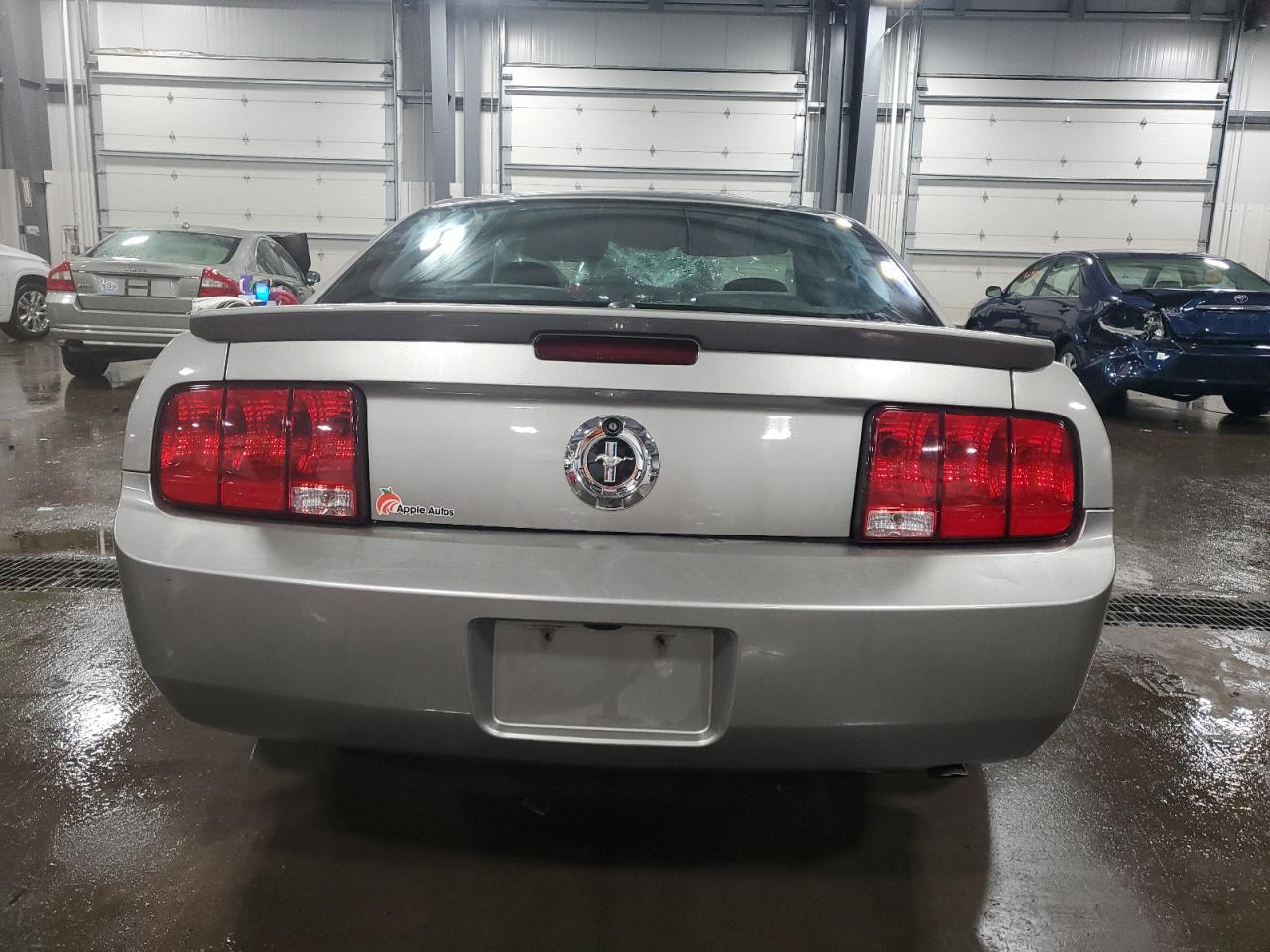 1ZVHT80N585117489 2008 Ford Mustang