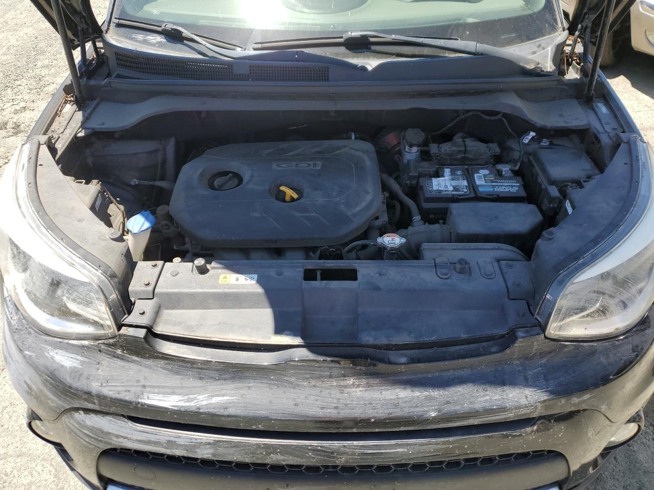 KNDJP3A55J7559922 2018 Kia Soul +