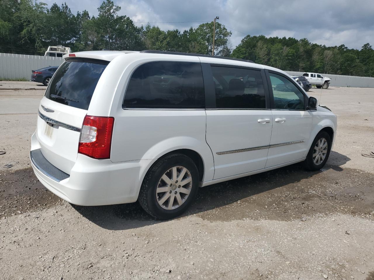 2C4RC1BG9GR213981 2016 Chrysler Town & Country Touring