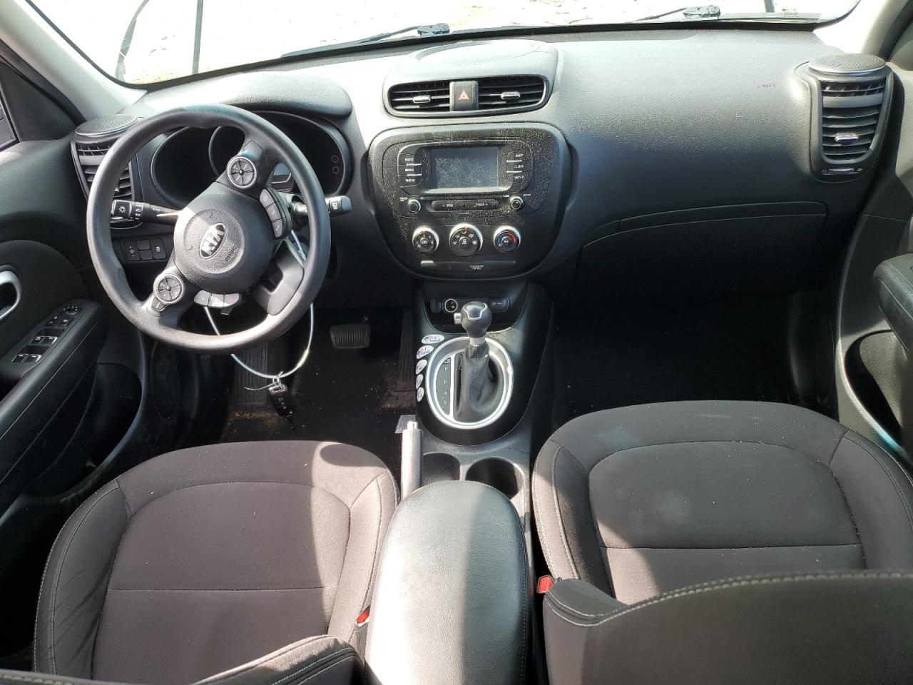 KNDJN2A28H7460219 2017 Kia Soul