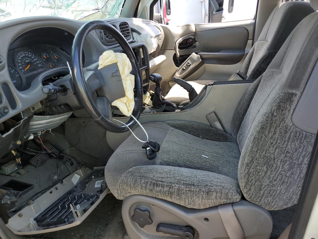 1GNDT13S022471284 2002 Chevrolet Trailblazer