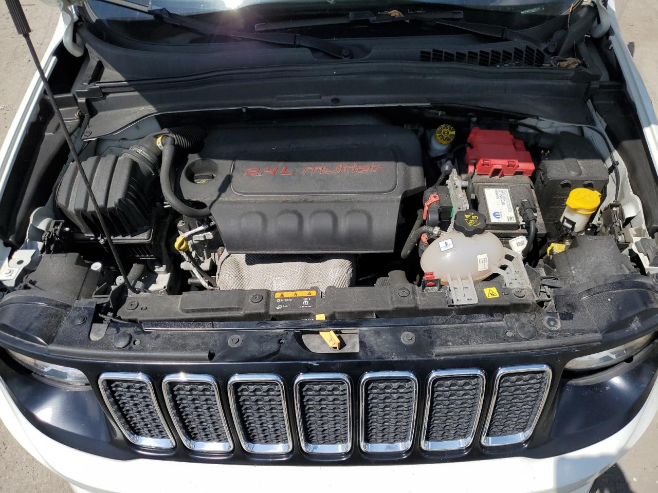 ZACNJABB4KPK56899 2019 Jeep Renegade Latitude