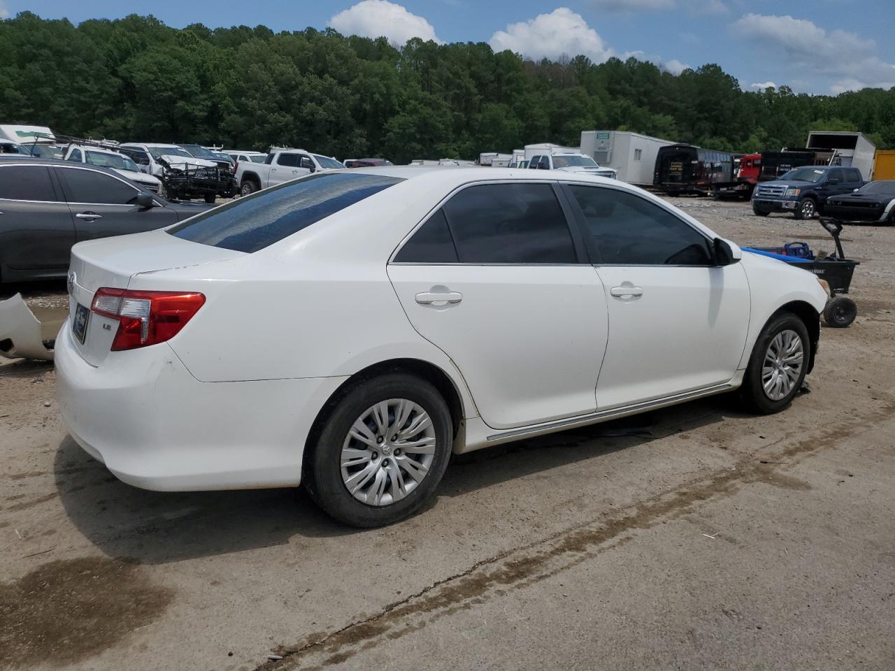 4T4BF1FK6ER381392 2014 Toyota Camry L