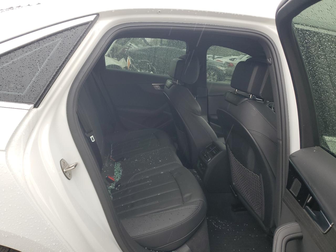 WAUEAAF49NN008625 2022 Audi A4 Premium Plus 45