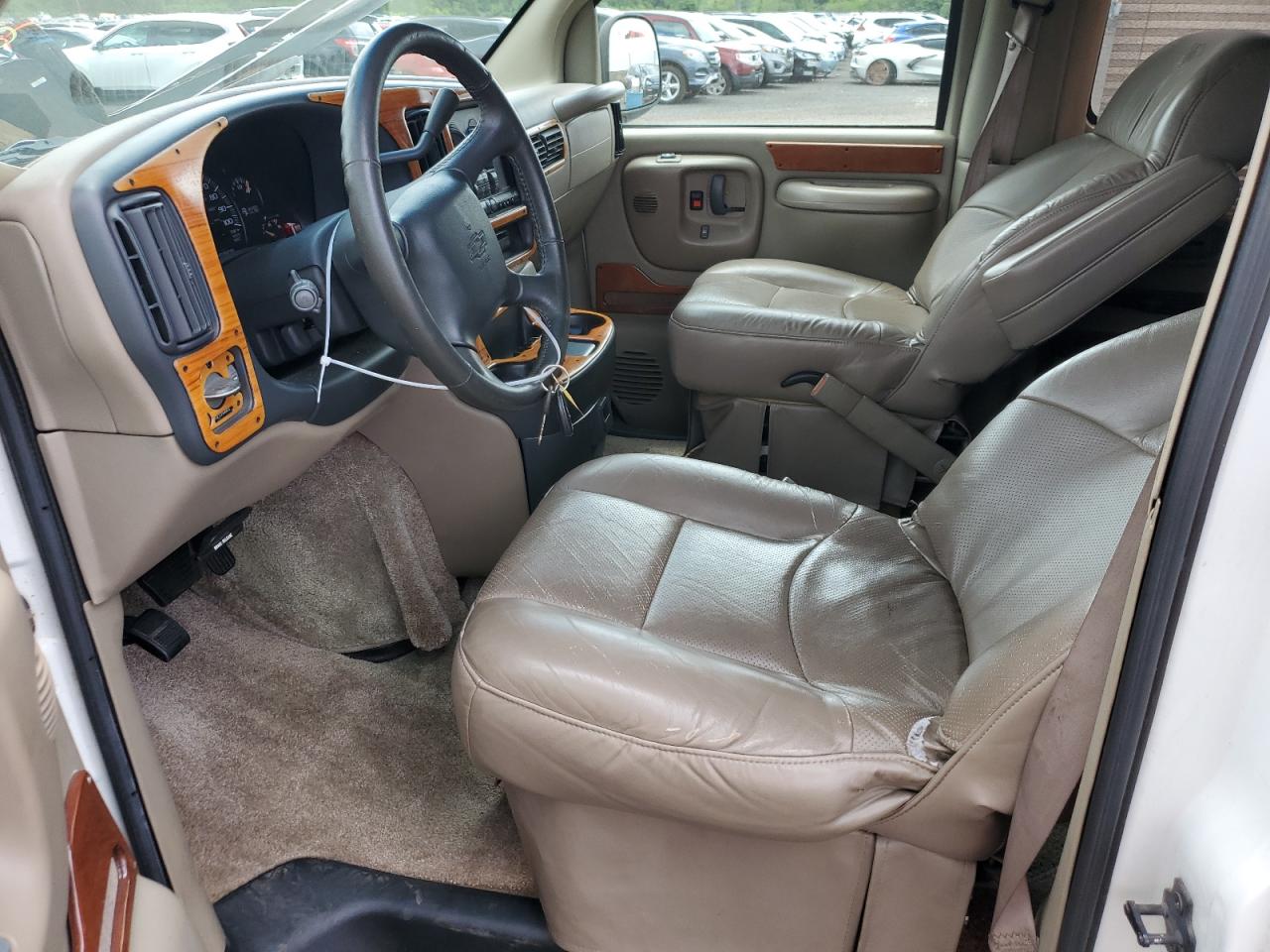 1GBFG15R1X1037229 1999 Chevrolet Express G1500