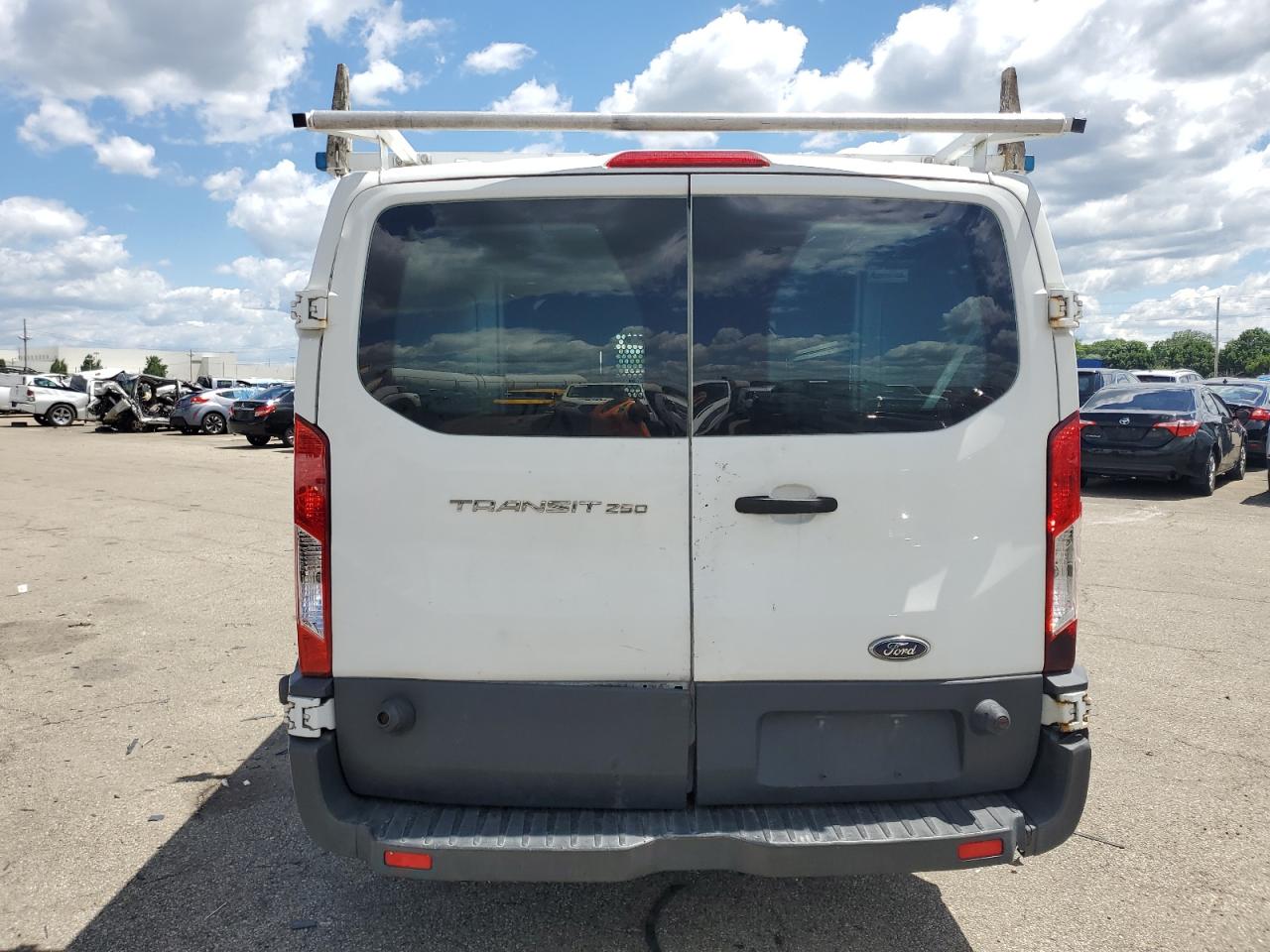 1FTYR2ZM8FKA16244 2015 Ford Transit T-250